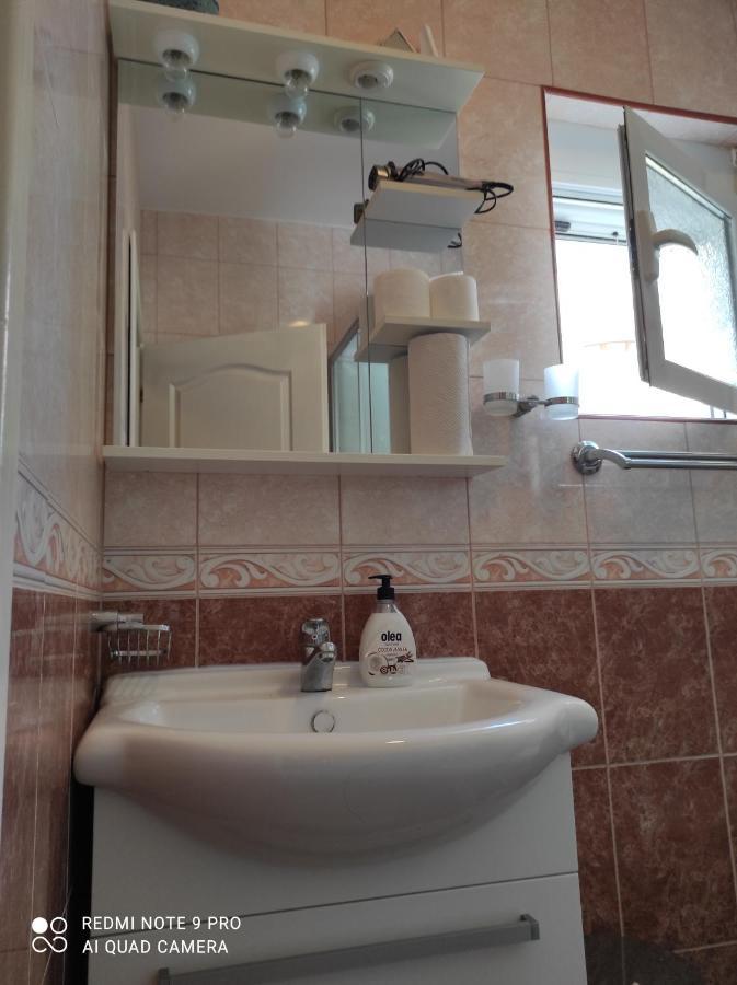 Apartments Anne Petrovac Zewnętrze zdjęcie