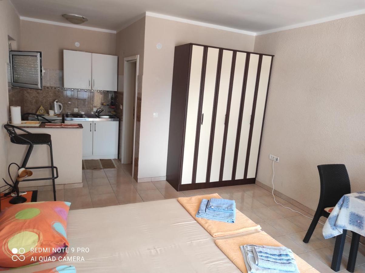 Apartments Anne Petrovac Zewnętrze zdjęcie