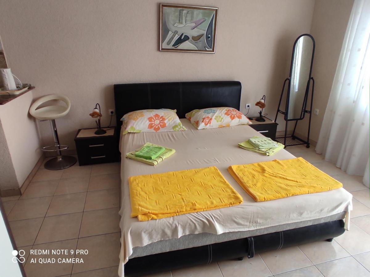 Apartments Anne Petrovac Zewnętrze zdjęcie