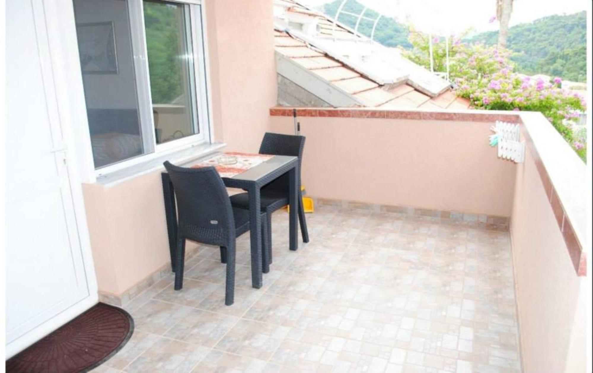 Apartments Anne Petrovac Zewnętrze zdjęcie